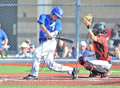 Thumbnail 3 in Windthorst vs Trenton (UIL 1A Region 2 Finals) photogallery.