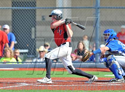 Thumbnail 1 in Windthorst vs Trenton (UIL 1A Region 2 Finals) photogallery.