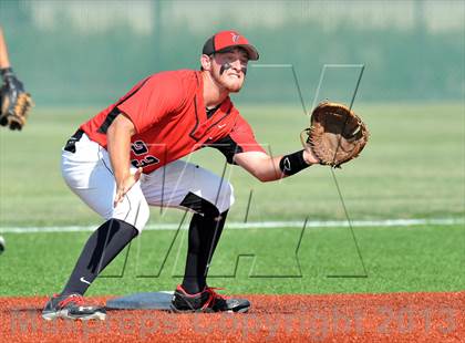 Thumbnail 1 in Windthorst vs Trenton (UIL 1A Region 2 Finals) photogallery.