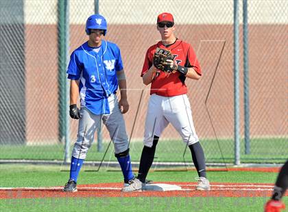 Thumbnail 3 in Windthorst vs Trenton (UIL 1A Region 2 Finals) photogallery.