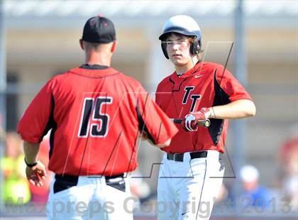 Thumbnail 1 in Windthorst vs Trenton (UIL 1A Region 2 Finals) photogallery.