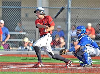 Thumbnail 3 in Windthorst vs Trenton (UIL 1A Region 2 Finals) photogallery.