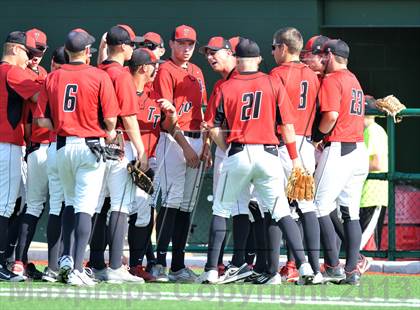 Thumbnail 1 in Windthorst vs Trenton (UIL 1A Region 2 Finals) photogallery.