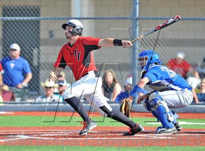 Thumbnail 3 in Windthorst vs Trenton (UIL 1A Region 2 Finals) photogallery.