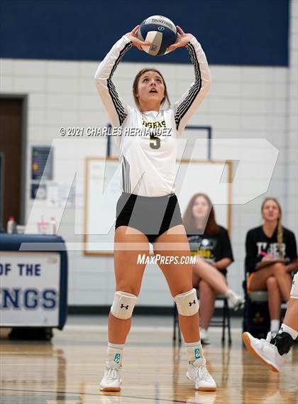 Thumbnail 3 in Hawley vs. Sealy (BCS Classic) photogallery.