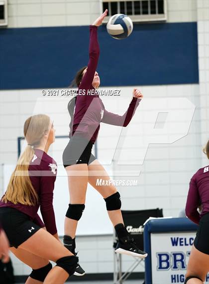 Thumbnail 1 in Hawley vs. Sealy (BCS Classic) photogallery.