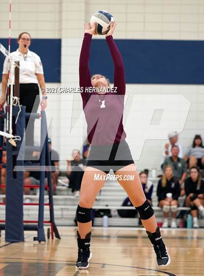 Thumbnail 1 in Hawley vs. Sealy (BCS Classic) photogallery.