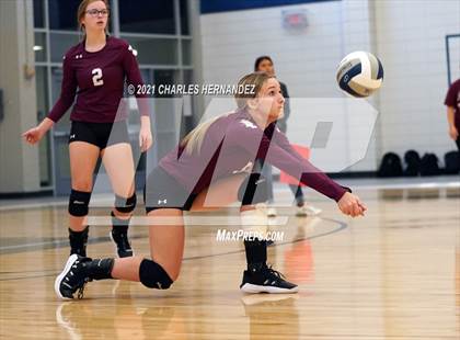 Thumbnail 2 in Hawley vs. Sealy (BCS Classic) photogallery.