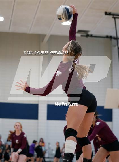 Thumbnail 3 in Hawley vs. Sealy (BCS Classic) photogallery.