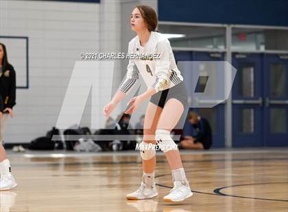 Thumbnail 2 in Hawley vs. Sealy (BCS Classic) photogallery.