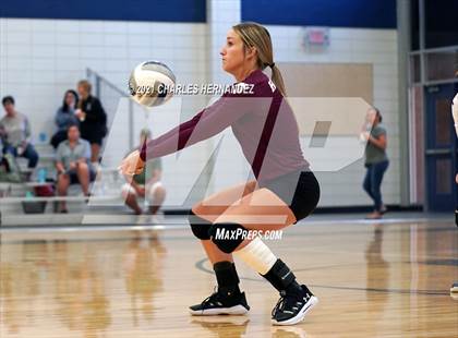 Thumbnail 1 in Hawley vs. Sealy (BCS Classic) photogallery.
