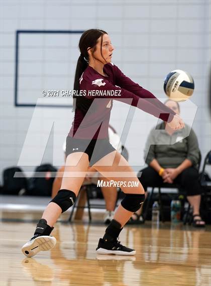 Thumbnail 1 in Hawley vs. Sealy (BCS Classic) photogallery.