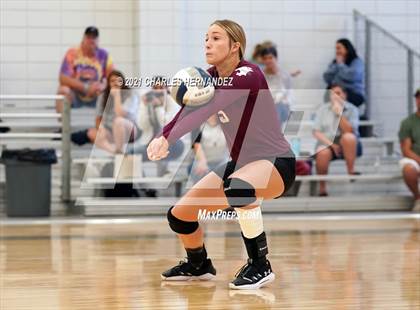 Thumbnail 1 in Hawley vs. Sealy (BCS Classic) photogallery.