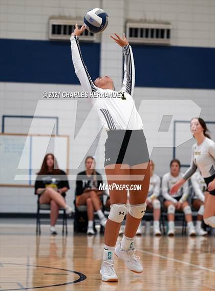 Thumbnail 2 in Hawley vs. Sealy (BCS Classic) photogallery.