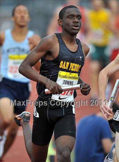 Thumbnail 1 in 44th Arcadia Invitational (Track Events) photogallery.