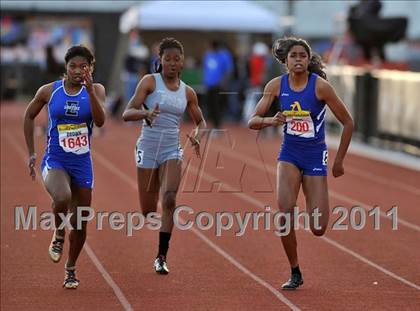 Thumbnail 2 in 44th Arcadia Invitational (Track Events) photogallery.