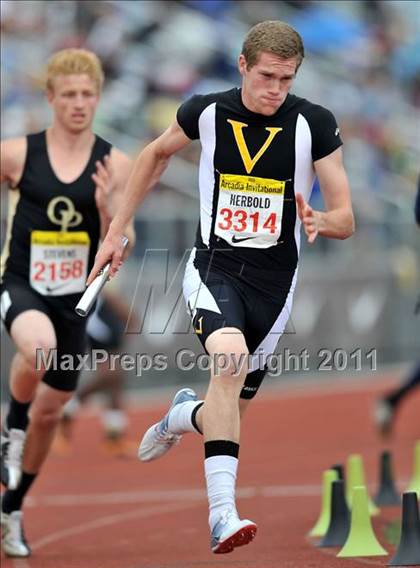 Thumbnail 1 in 44th Arcadia Invitational (Track Events) photogallery.