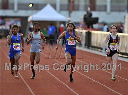Thumbnail 1 in 44th Arcadia Invitational (Track Events) photogallery.