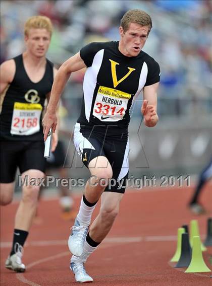 Thumbnail 3 in 44th Arcadia Invitational (Track Events) photogallery.