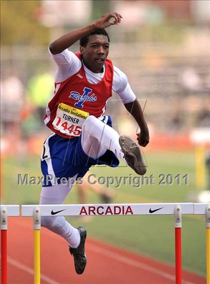 Thumbnail 2 in 44th Arcadia Invitational (Track Events) photogallery.