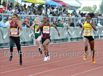 Thumbnail 3 in 44th Arcadia Invitational (Track Events) photogallery.
