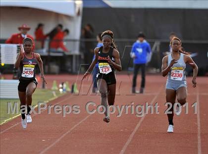 Thumbnail 2 in 44th Arcadia Invitational (Track Events) photogallery.