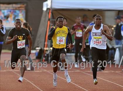 Thumbnail 1 in 44th Arcadia Invitational (Track Events) photogallery.
