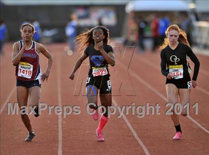 Thumbnail 1 in 44th Arcadia Invitational (Track Events) photogallery.