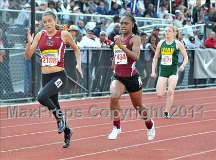 Thumbnail 1 in 44th Arcadia Invitational (Track Events) photogallery.