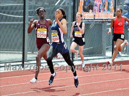 Thumbnail 3 in 44th Arcadia Invitational (Track Events) photogallery.