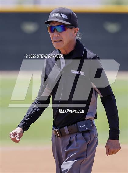 Thumbnail 3 in Glendale Prep vs Tombstone (AIA 2A Championship Quarterfinals) photogallery.