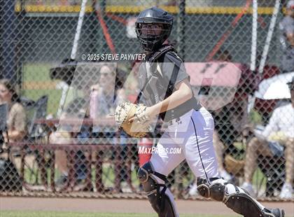 Thumbnail 3 in Glendale Prep vs Tombstone (AIA 2A Championship Quarterfinals) photogallery.