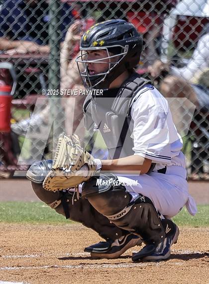 Thumbnail 3 in Glendale Prep vs Tombstone (AIA 2A Championship Quarterfinals) photogallery.