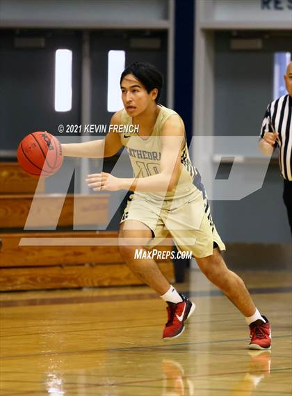 Thumbnail 3 in Verrado vs Cathedral (Sunnyslope Hoopsgiving Tournament) photogallery.
