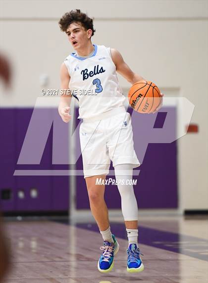 Thumbnail 1 in Bellarmine College Prep vs Grossmont (The Holiday Classic) photogallery.