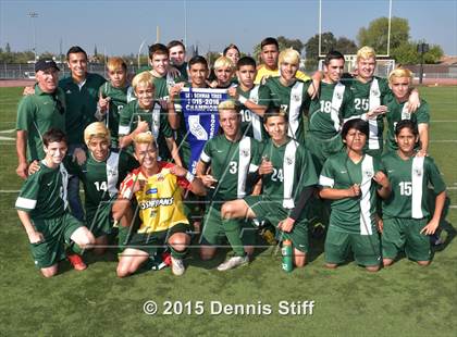 Thumbnail 3 in Hilmar vs. Gustine (CIF SJS D6 Final) photogallery.