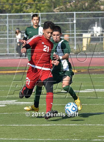 Thumbnail 3 in Hilmar vs. Gustine (CIF SJS D6 Final) photogallery.