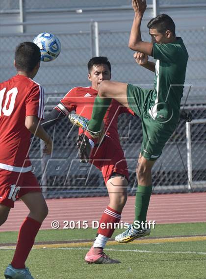 Thumbnail 2 in Hilmar vs. Gustine (CIF SJS D6 Final) photogallery.