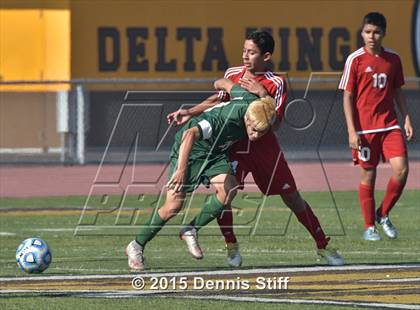 Thumbnail 3 in Hilmar vs. Gustine (CIF SJS D6 Final) photogallery.