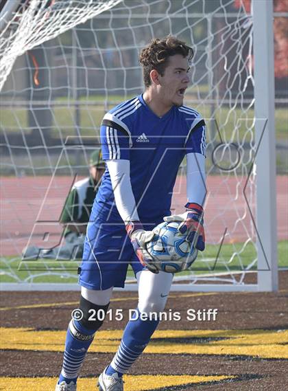 Thumbnail 2 in Hilmar vs. Gustine (CIF SJS D6 Final) photogallery.