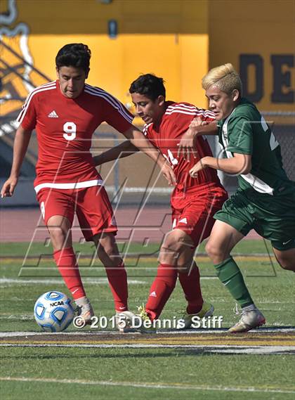 Thumbnail 2 in Hilmar vs. Gustine (CIF SJS D6 Final) photogallery.