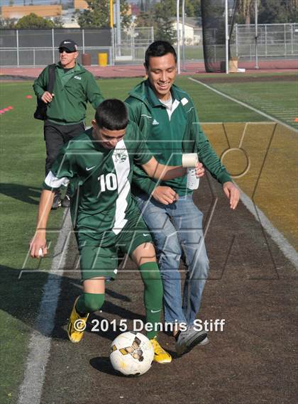 Thumbnail 3 in Hilmar vs. Gustine (CIF SJS D6 Final) photogallery.
