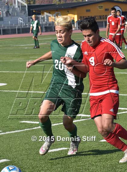 Thumbnail 2 in Hilmar vs. Gustine (CIF SJS D6 Final) photogallery.