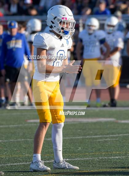 Thumbnail 2 in Los Alamitos vs Fountain Valley photogallery.