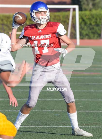 Thumbnail 3 in Los Alamitos vs Fountain Valley photogallery.