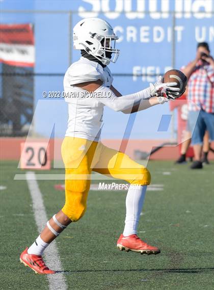 Thumbnail 2 in Los Alamitos vs Fountain Valley photogallery.