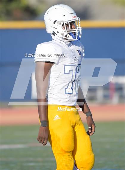 Thumbnail 3 in Los Alamitos vs Fountain Valley photogallery.