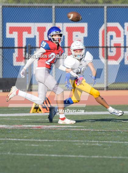 Thumbnail 2 in Los Alamitos vs Fountain Valley photogallery.
