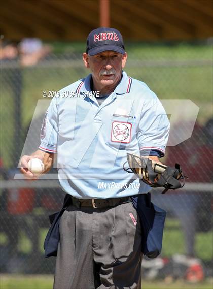 Thumbnail 2 in Everett @ Chelmsford (MIAA D1 North 1st Round) photogallery.