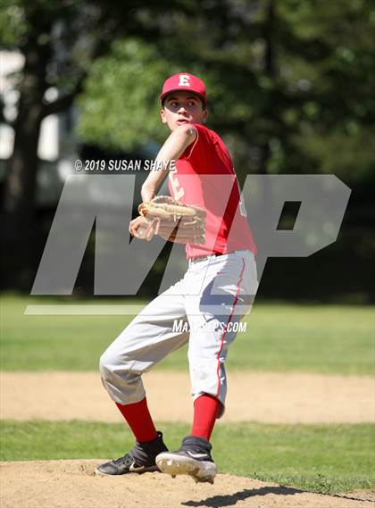 Thumbnail 1 in Everett @ Chelmsford (MIAA D1 North 1st Round) photogallery.